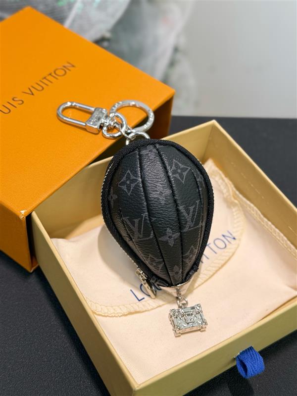 2026124151052801 740